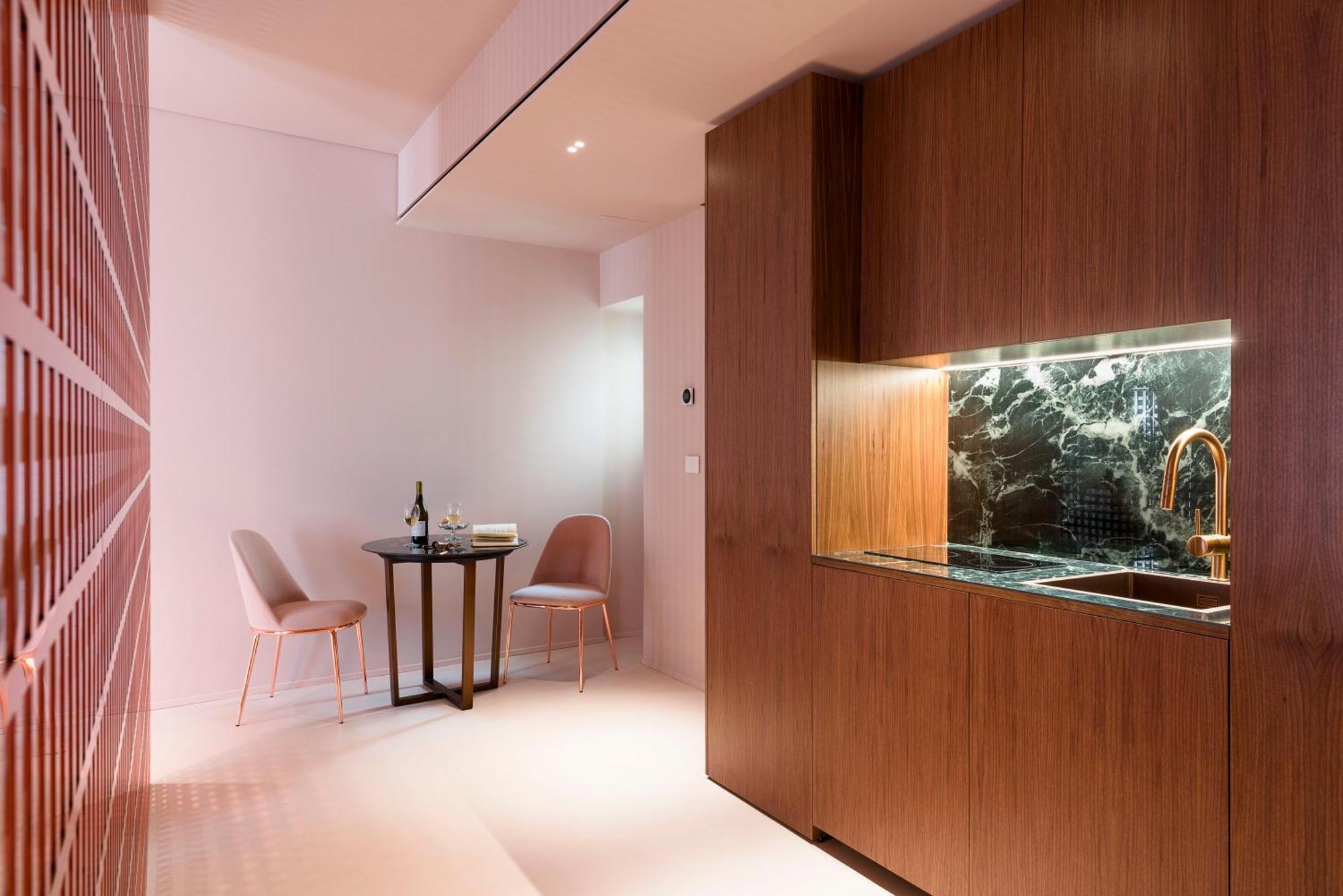 Infinity Aparthotel