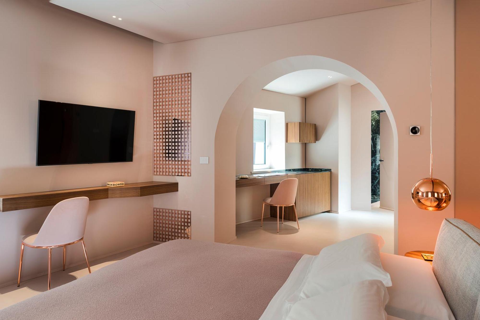 Infinity Aparthotel