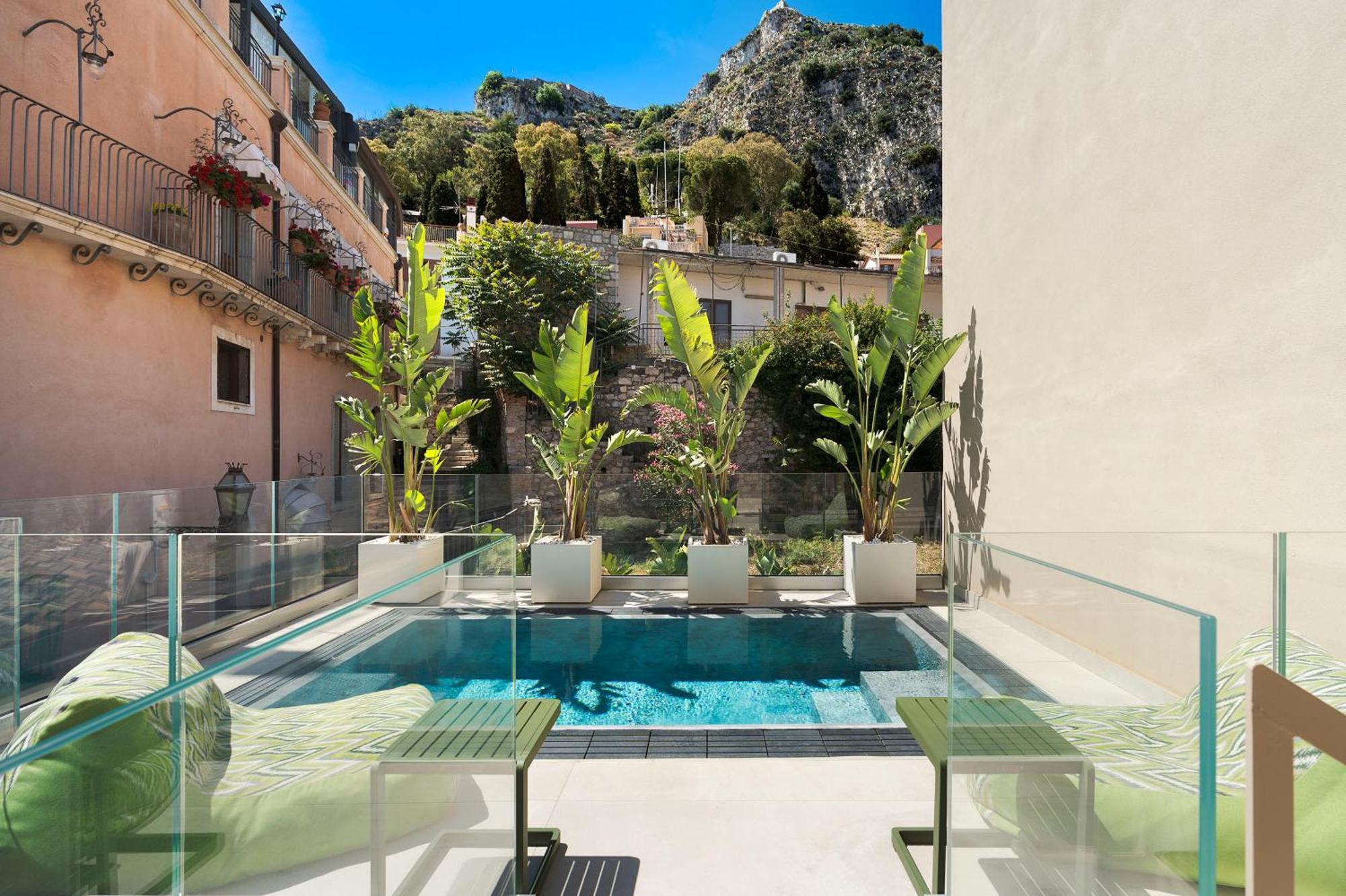 Infinity Aparthotel *